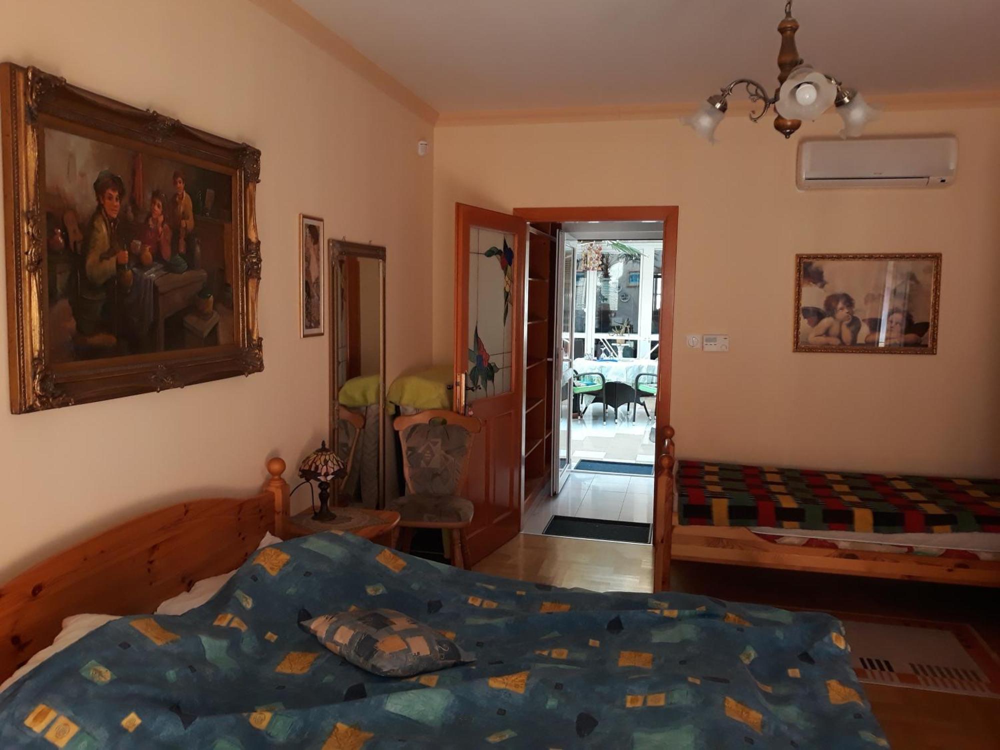 Kenezy Lux Apartman Vendeghaz Hajdúszoboszló Exteriör bild